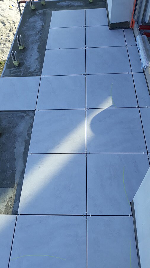 Kafelkowanie balkonu na zewnątrz na piętrze - zdjęcie 5