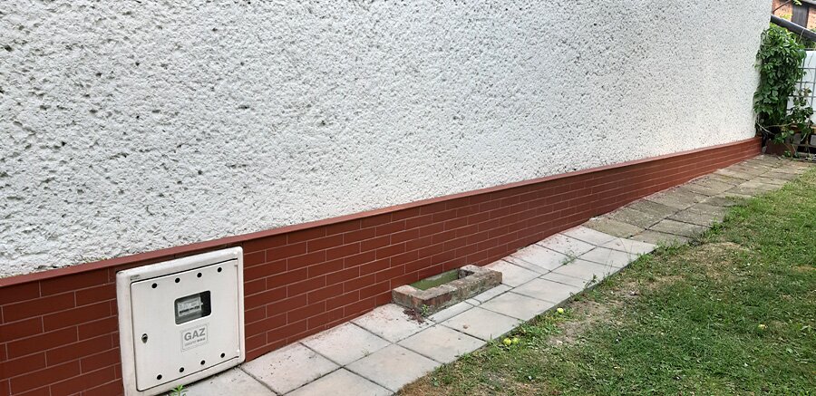 Klejenie klinkierki wokół domu - zdjęcie 13