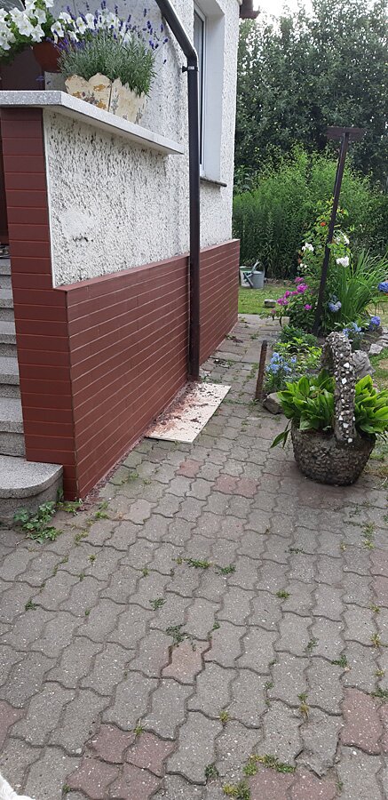 Klejenie klinkierki wokół domu - zdjęcie 9