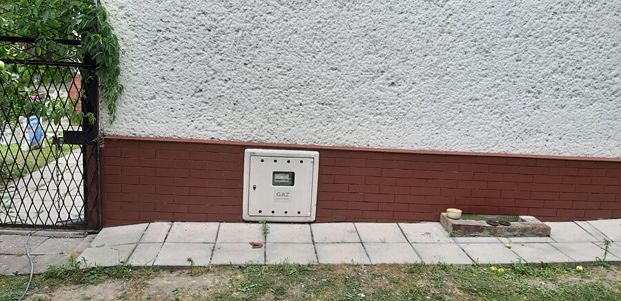 Klejenie klinkierki wokół domu - zdjęcie 2