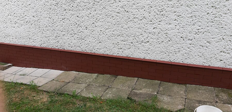 Klejenie klinkierki wokół domu - zdjęcie 4