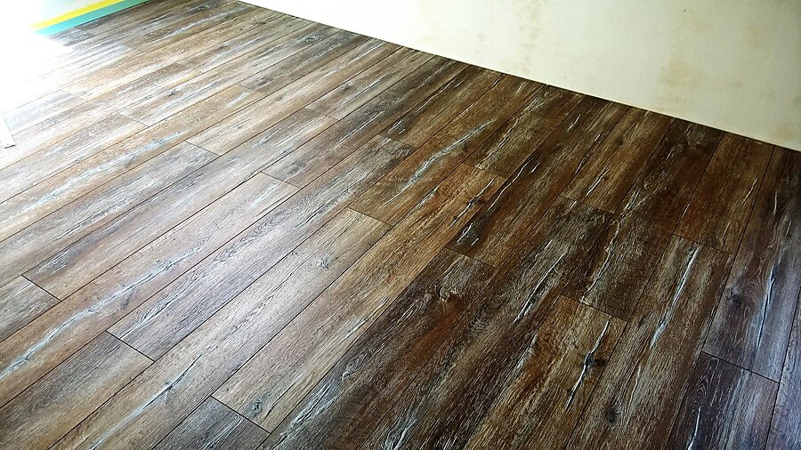 Rybnik, Brzezińska - montaż paneli podłogowych - zdjęcie 4