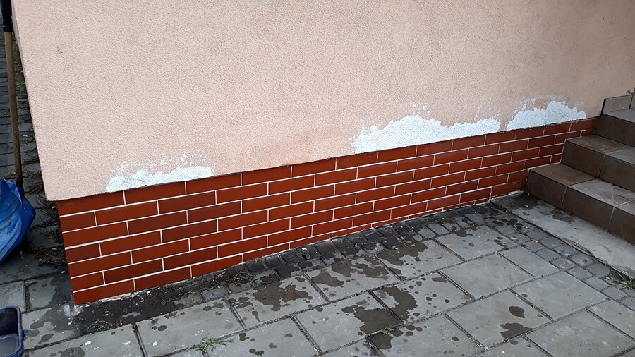 Rybnik - klejenie klinkierki na zewnątrz domu - zdjęcie 1
