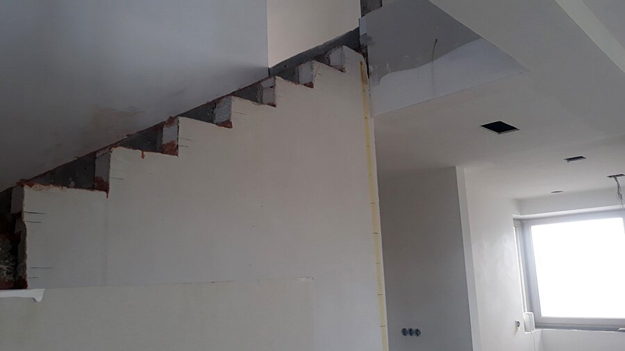 Wylewanie schodów wraz z szałowaniem w Przegędzy - zdjęcie 5