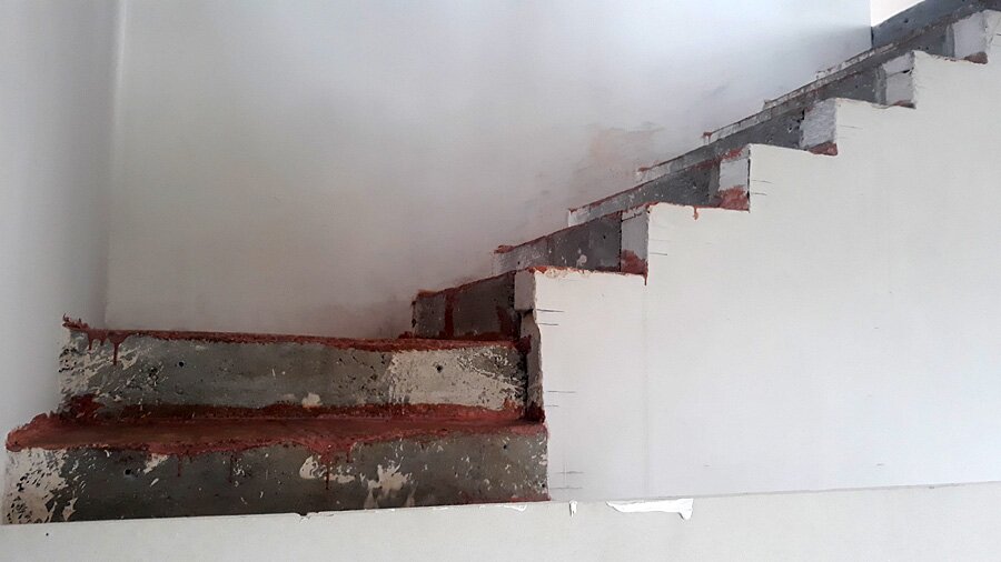 Wylewanie schodów wraz z szałowaniem w Przegędzy - zdjęcie 3