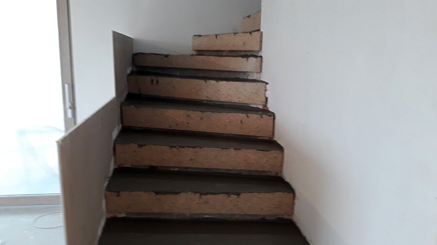 Wylewanie schodów wraz z szałowaniem w Przegędzy - zdjęcie 7