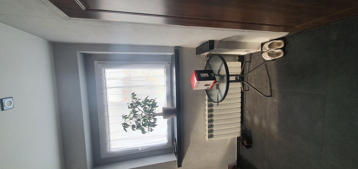 KOMPLEKSOWY REMONT KLATKI SCHODOWEJ I WEJSCIA DO DOMU - zdjęcie 14