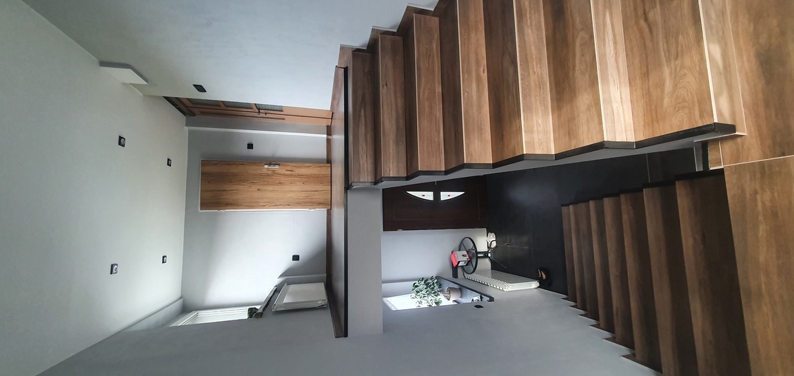 KOMPLEKSOWY REMONT KLATKI SCHODOWEJ I WEJSCIA DO DOMU - zdjęcie 24