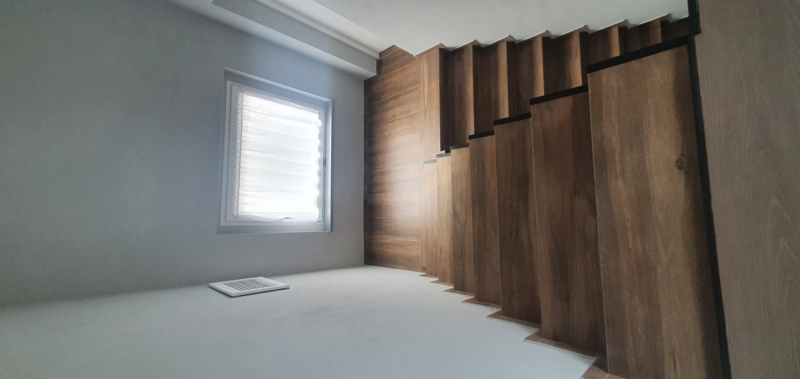 KOMPLEKSOWY REMONT KLATKI SCHODOWEJ I WEJSCIA DO DOMU - zdjęcie 20