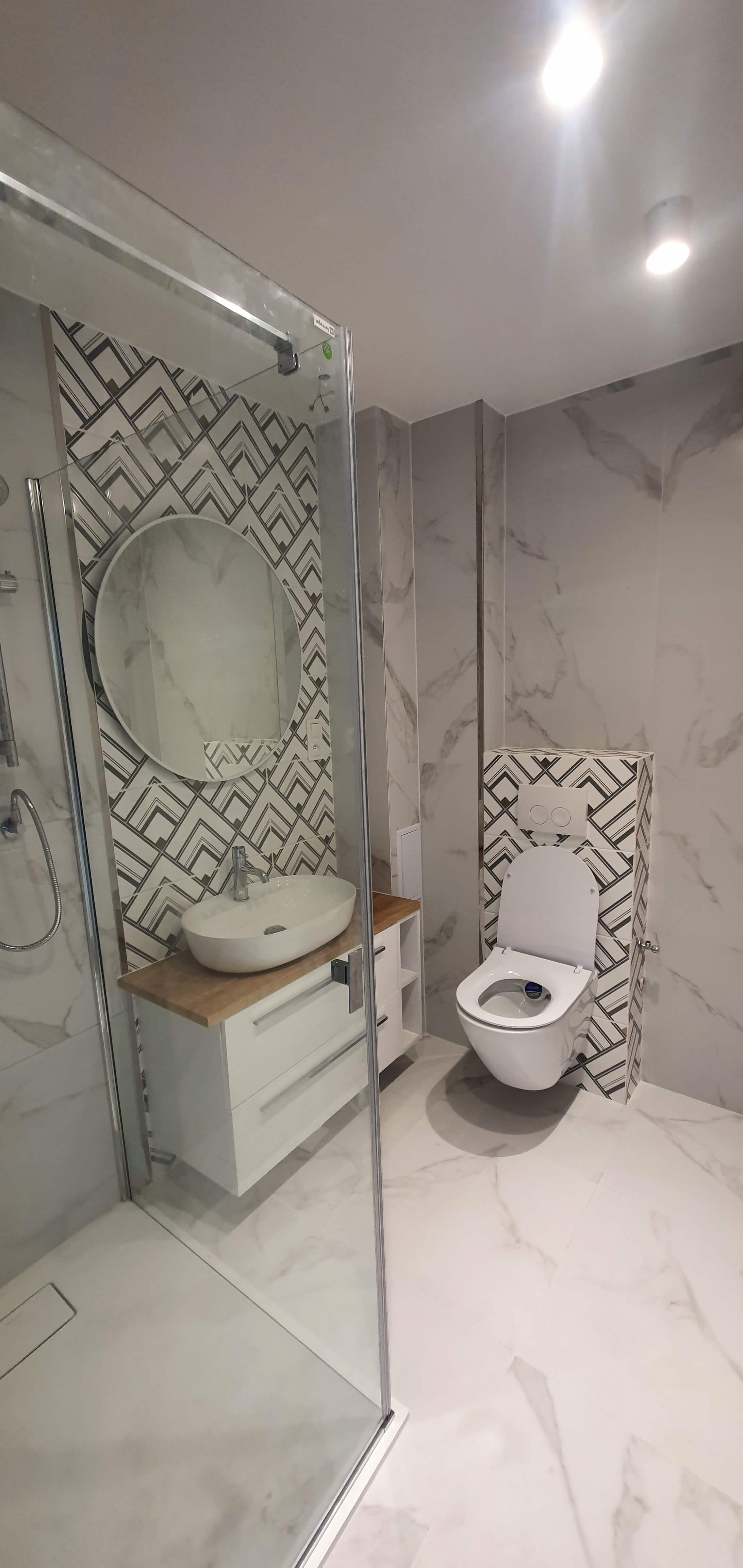 KOMPLEKSOWY REMONT ŁAZIENKI W BLOKU - zdjęcie 3