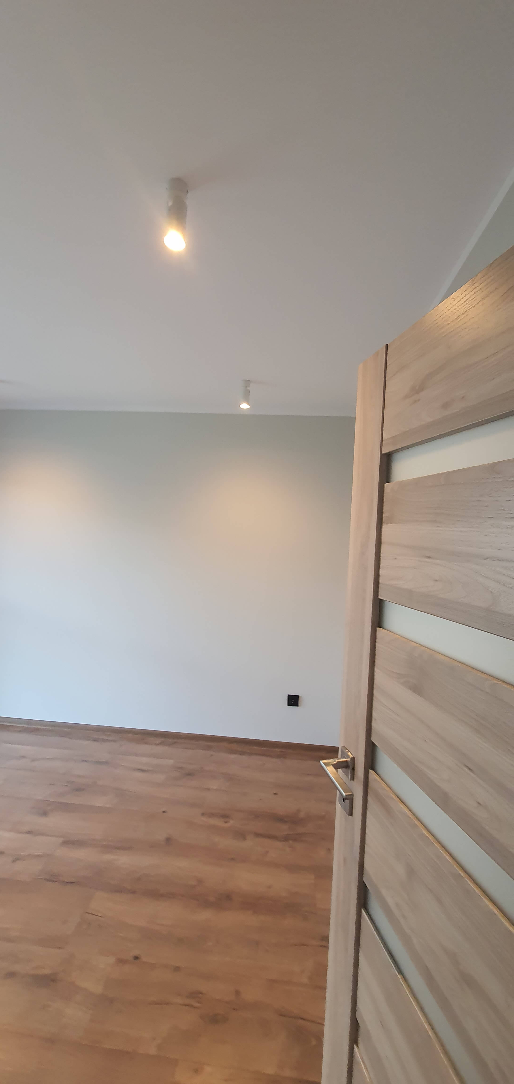 KOMPLEKSOWY REMONT MIESZKANIA W STANIE DEWELOPERSKIM - zdjęcie 68