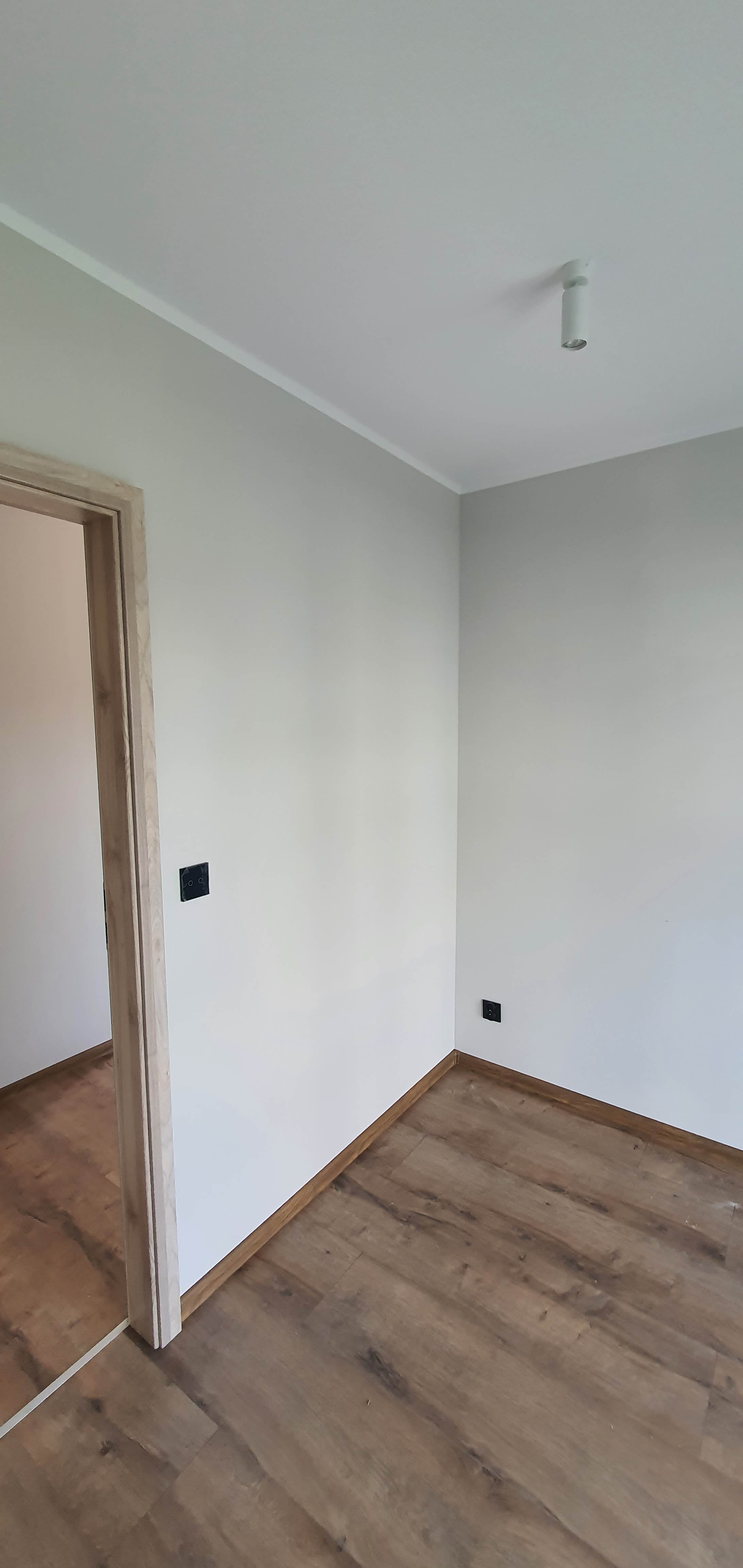 KOMPLEKSOWY REMONT MIESZKANIA W STANIE DEWELOPERSKIM - zdjęcie 46