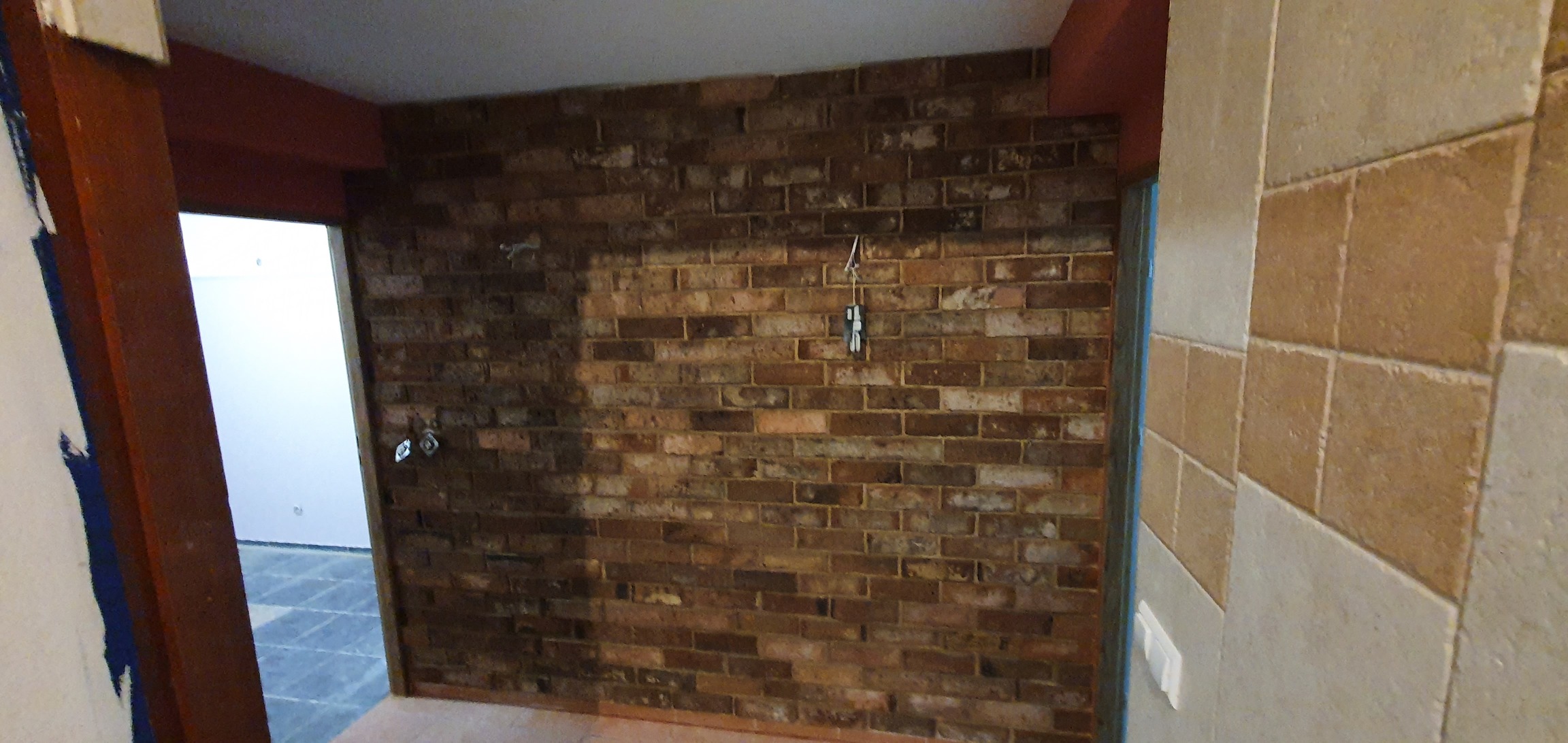 KOMPLEKSOWY REMONT W DOMU PRYWATNYM - zdjęcie 1