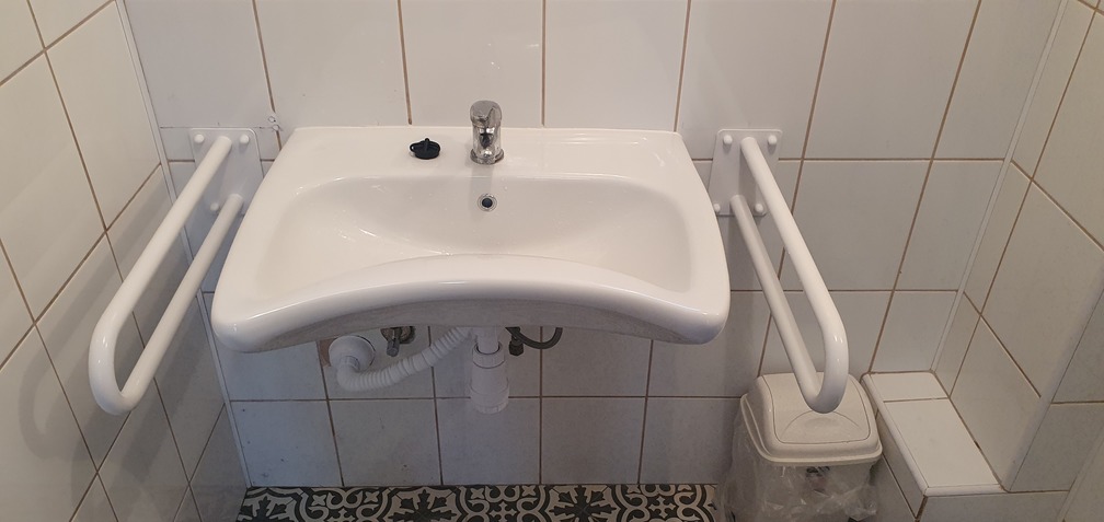 ŁAZIENKA DLA NIEPEŁNOSPRAWNYCH RACIBÓRZ - zdjęcie 10