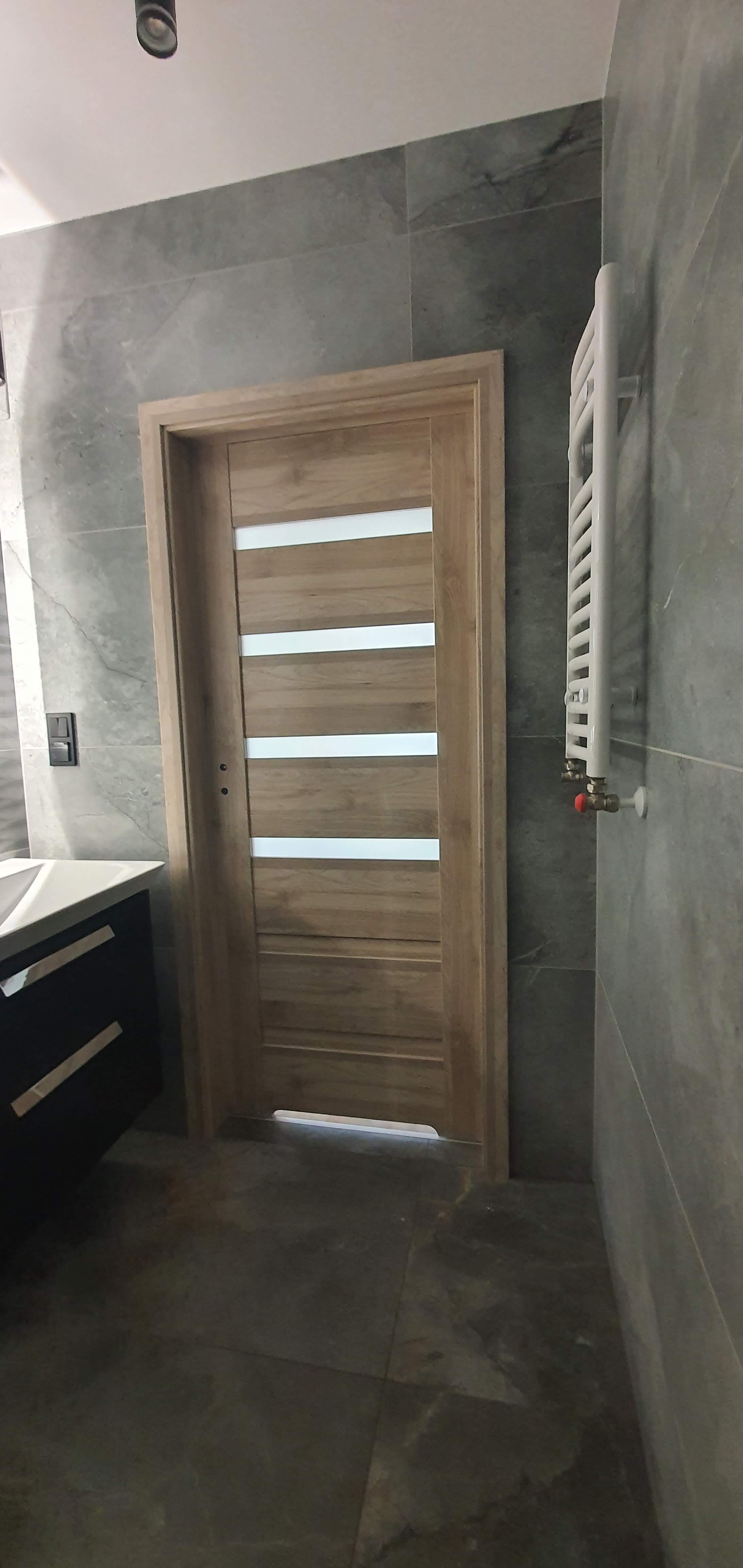 ŁAZIENKA W MIESZKANIU STAN DEWELOPERSKI - zdjęcie 5