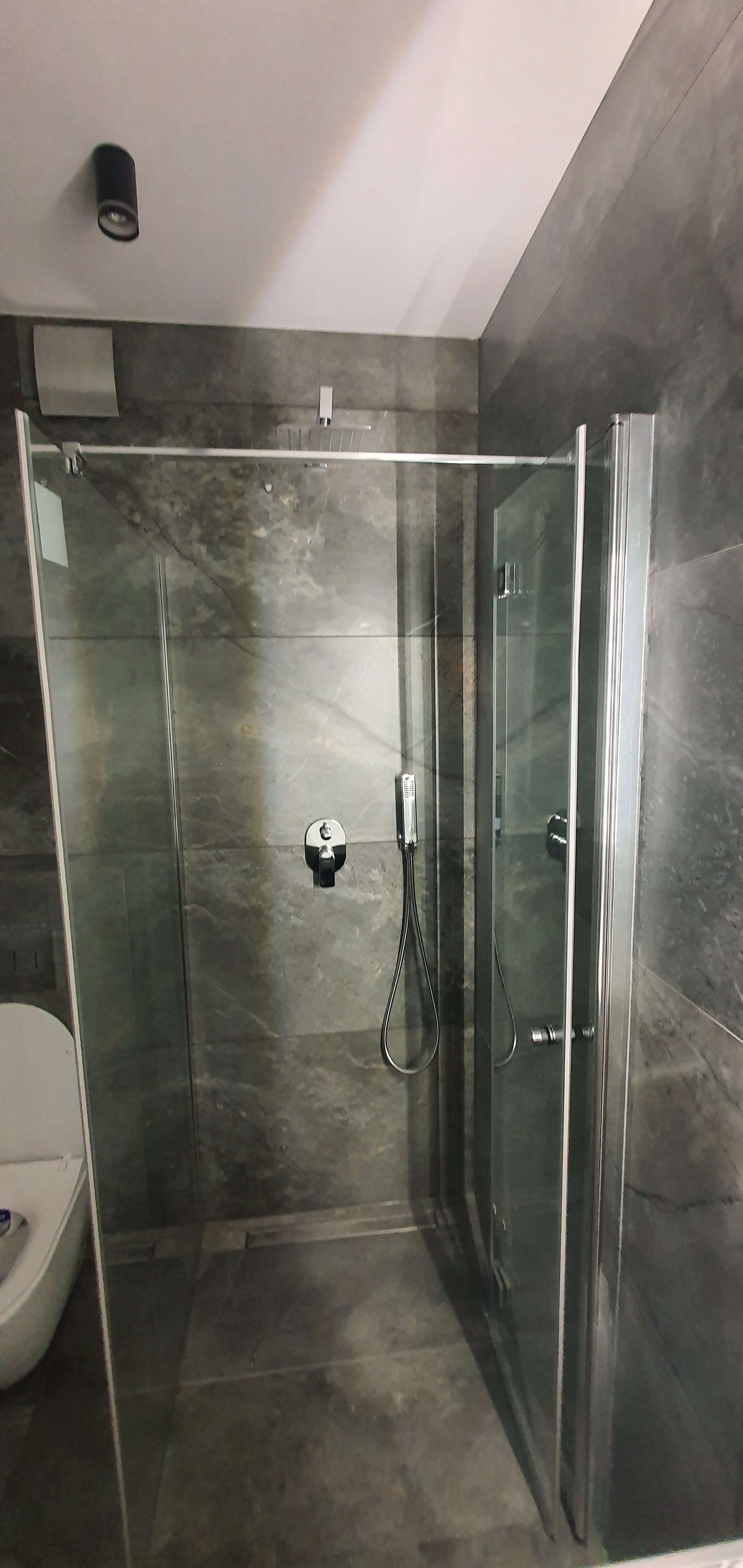 ŁAZIENKA W MIESZKANIU STAN DEWELOPERSKI - zdjęcie 10