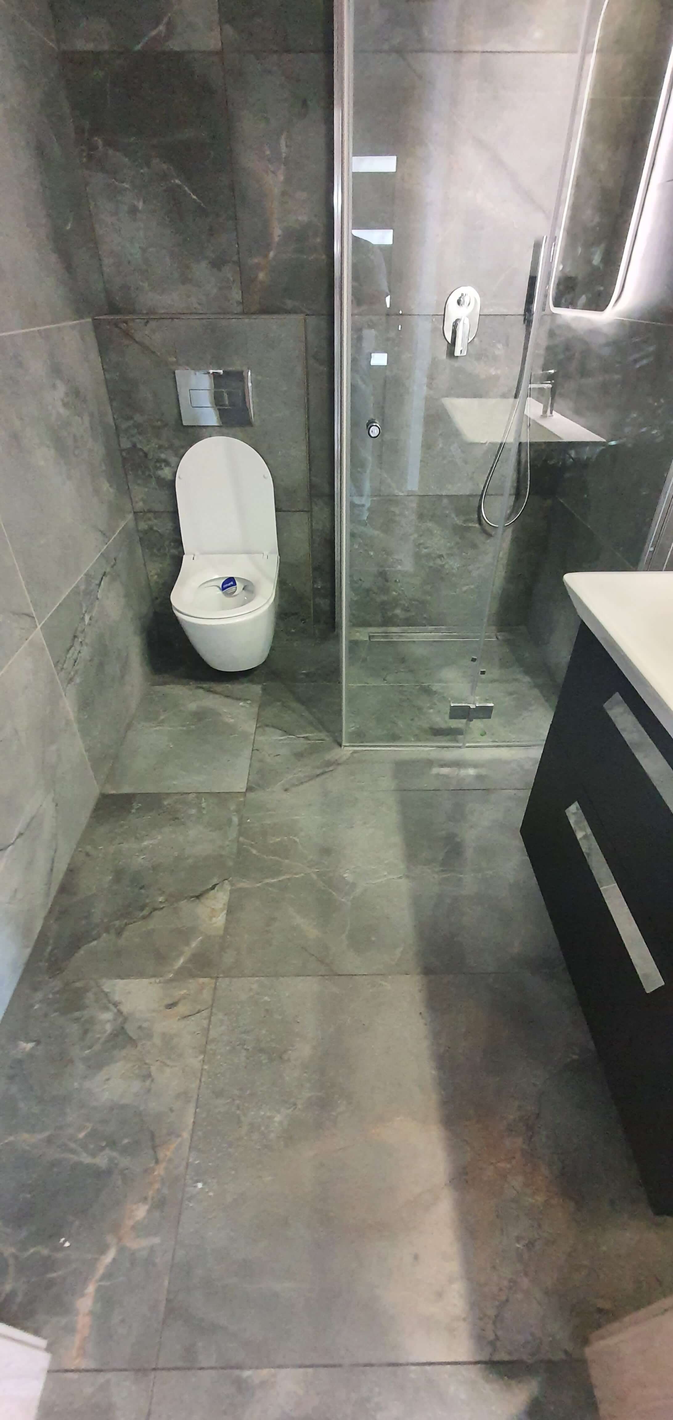 ŁAZIENKA W MIESZKANIU STAN DEWELOPERSKI - zdjęcie 17