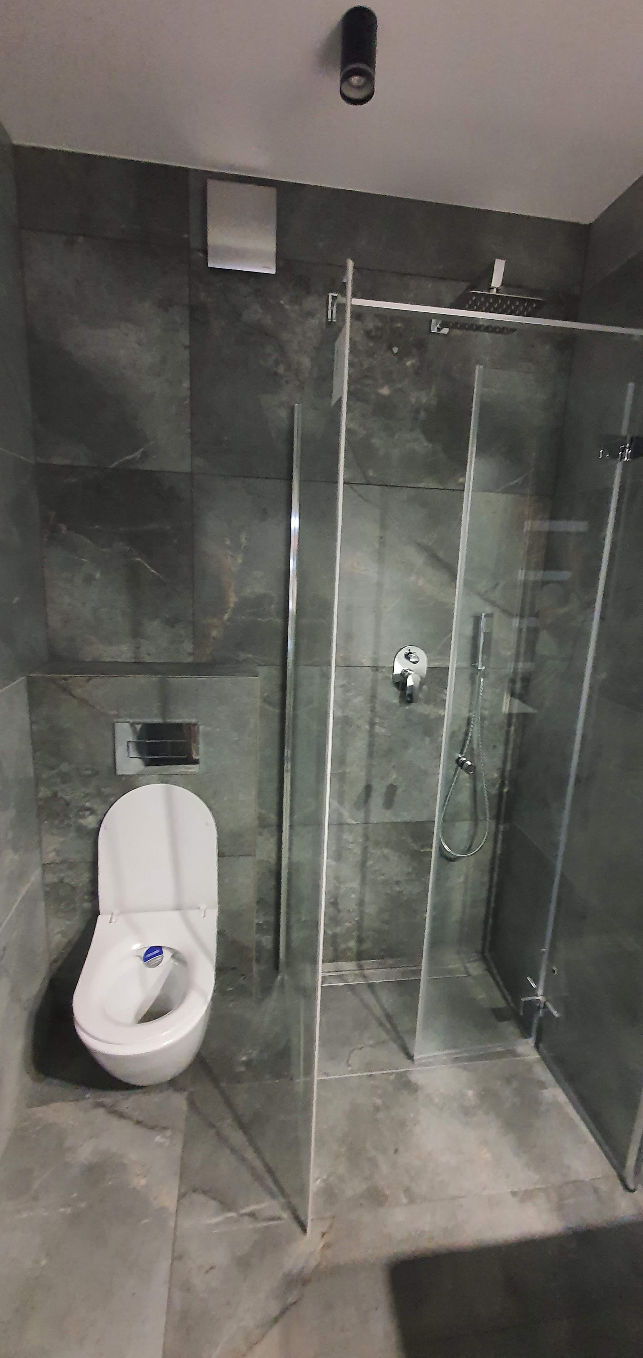 ŁAZIENKA W MIESZKANIU STAN DEWELOPERSKI - zdjęcie 12