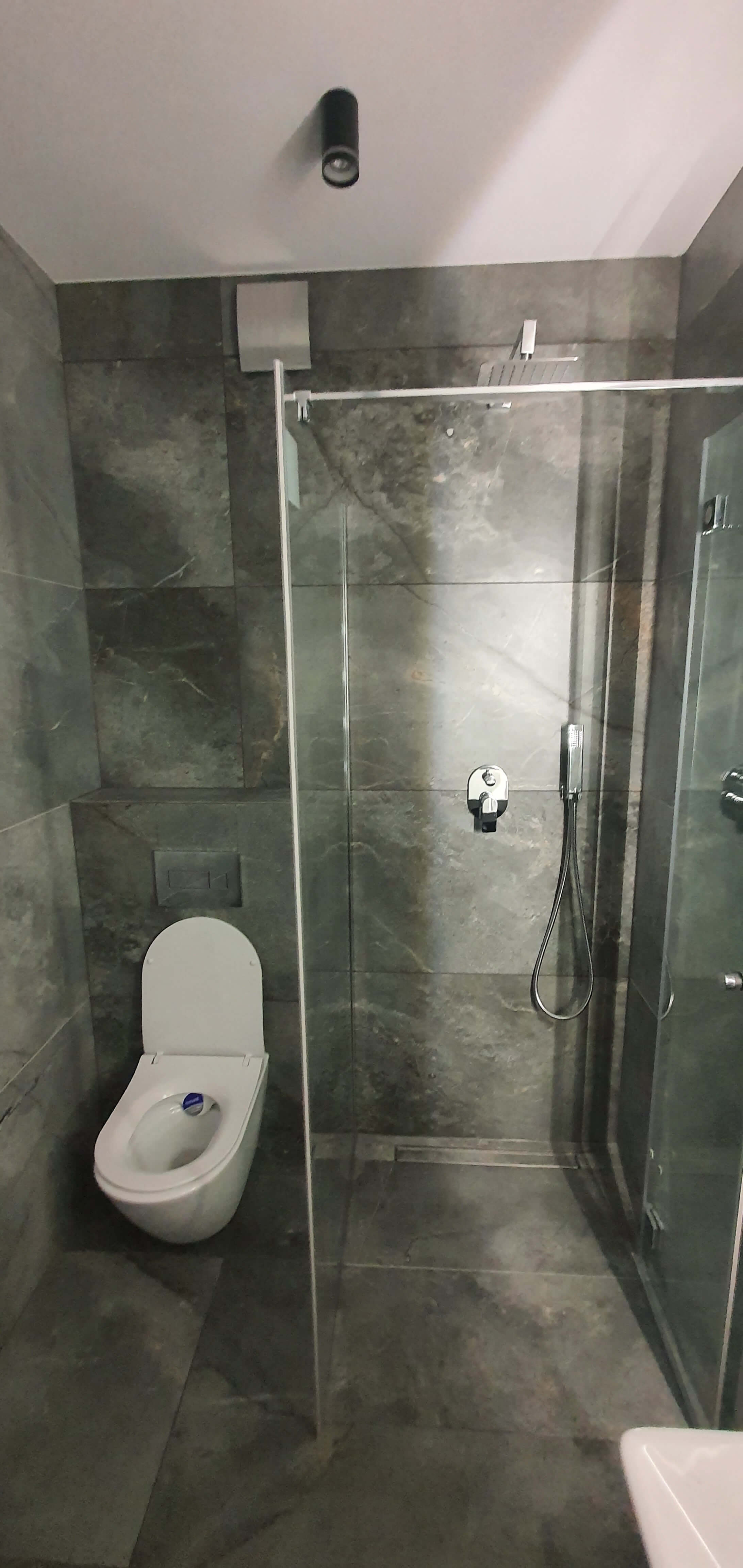 ŁAZIENKA W MIESZKANIU STAN DEWELOPERSKI - zdjęcie 11