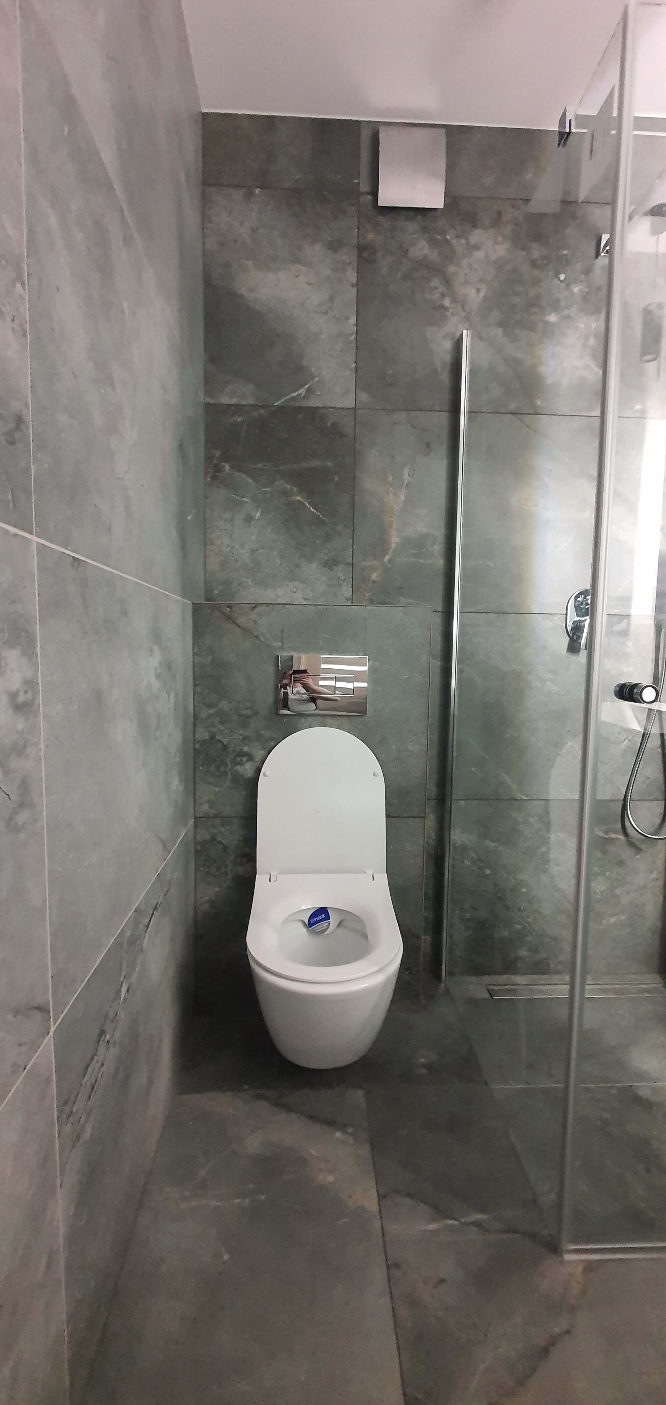 ŁAZIENKA W MIESZKANIU STAN DEWELOPERSKI - zdjęcie 9