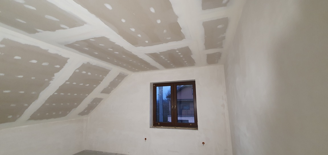 SUFITY PODWIESZANE,GŁADZIE GIPSOWE- PRZYGOTOWANIE POMIESZCZEN POD MALOWANIE - zdjęcie 14