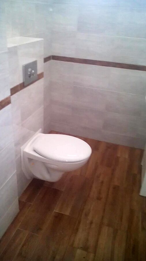 Żory, łazienki na dole oraz piętrze - zdjęcie 7