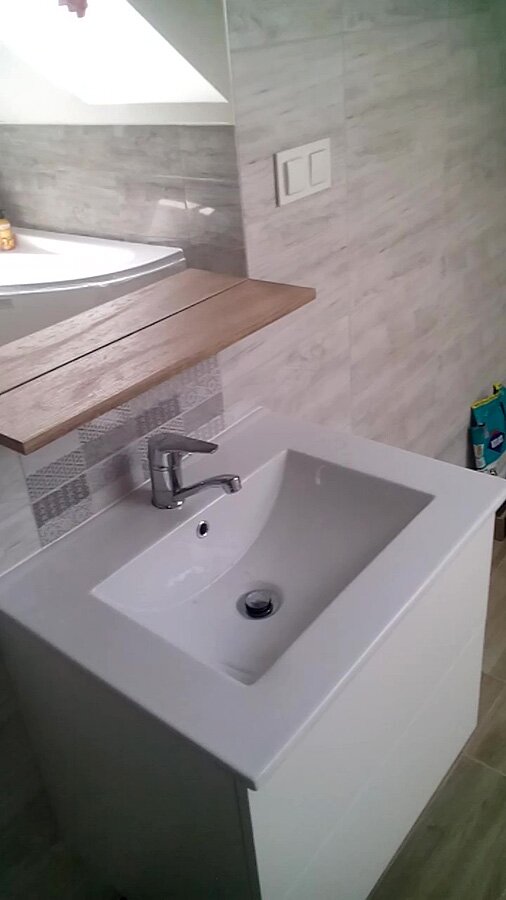 Żory, łazienki na dole oraz piętrze - zdjęcie 23