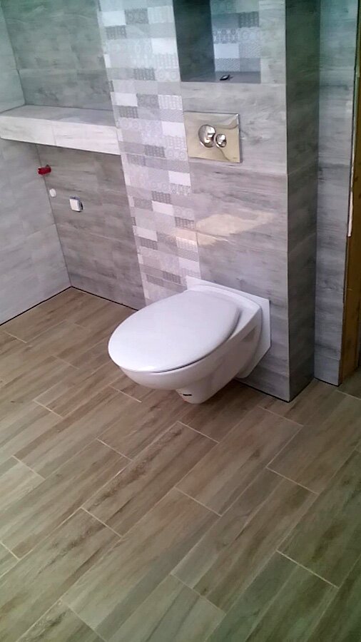 Żory, łazienki na dole oraz piętrze - zdjęcie 17