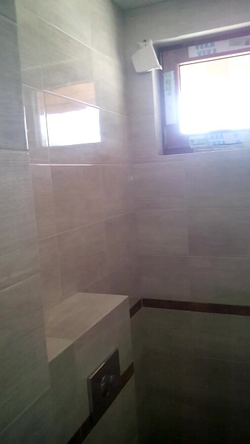 Żory, łazienki na dole oraz piętrze - zdjęcie 4