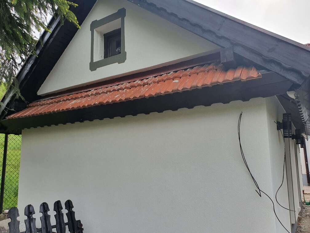 Remont Elewacji Domu w Brennej - zdjęcie 9