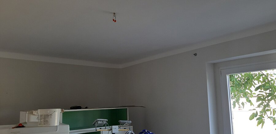 Remont pokoi,przedpokoju,spiżarki,kuchni w domu prywatnym w Chwałowicach - zdjęcie 12