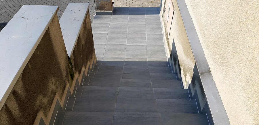 Remont schodów przed i po w kamienicy w Rybniku - zdjęcie 20