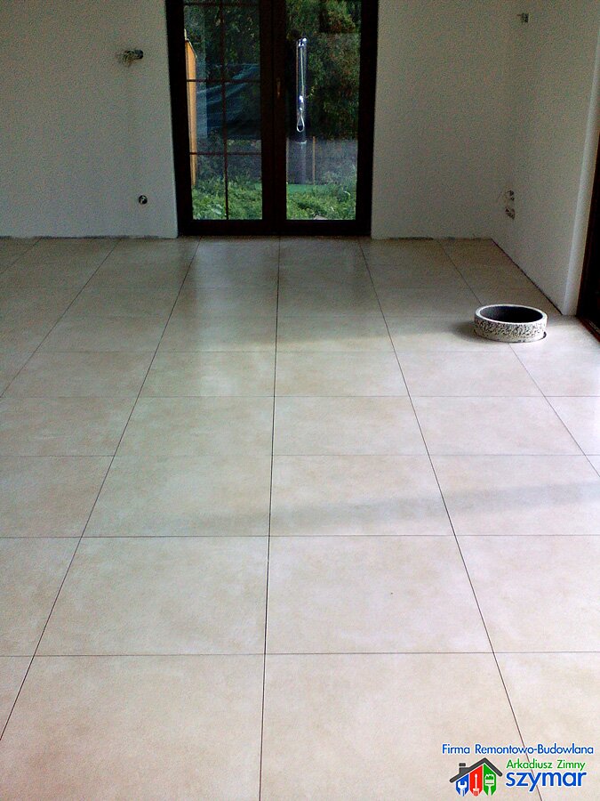 Rybnik, Głucha - kafelkowanie salonu, kuchni, pokoje, malowanie - zdjęcie 1